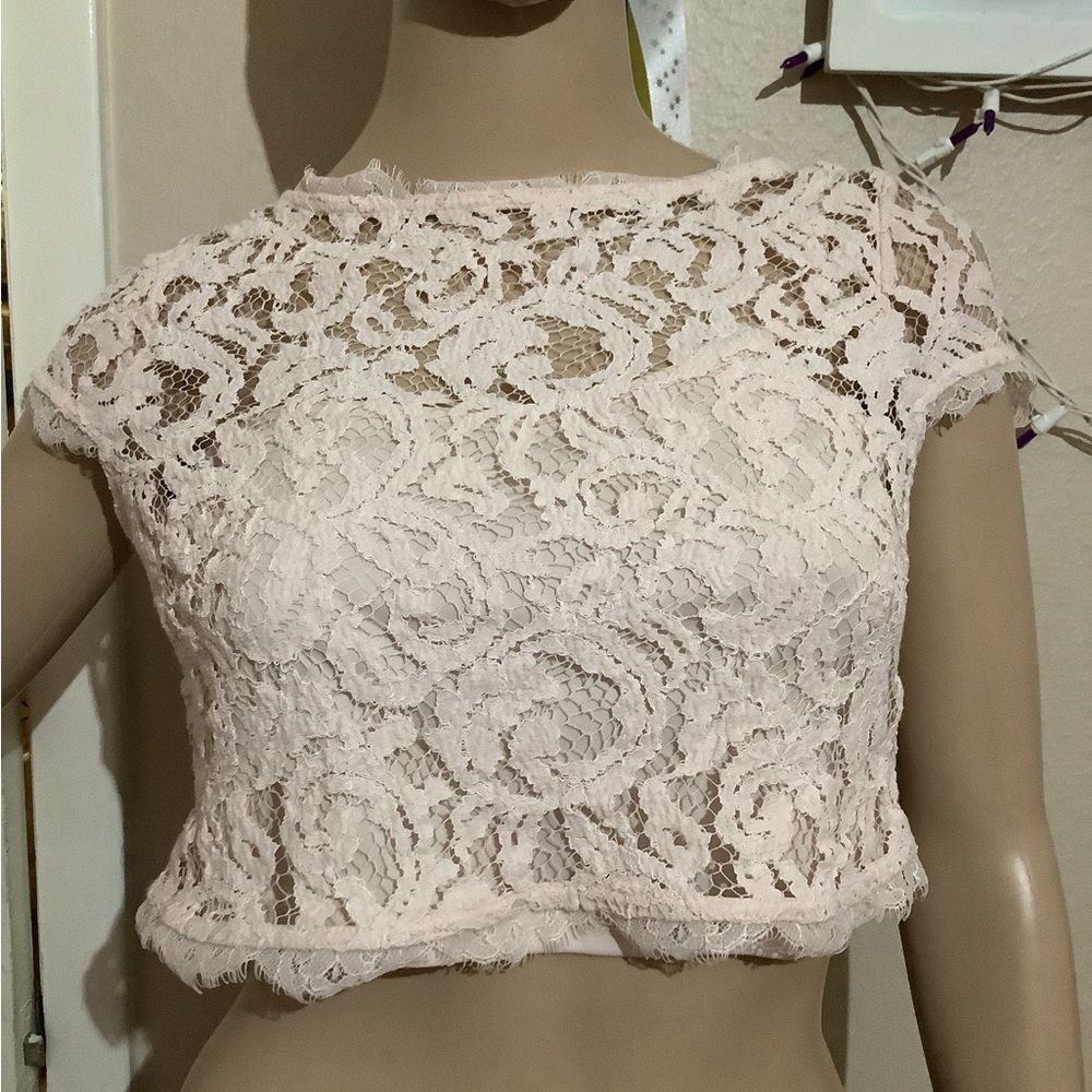 Adrianna papell crop top💗 - Picture 2 of 8